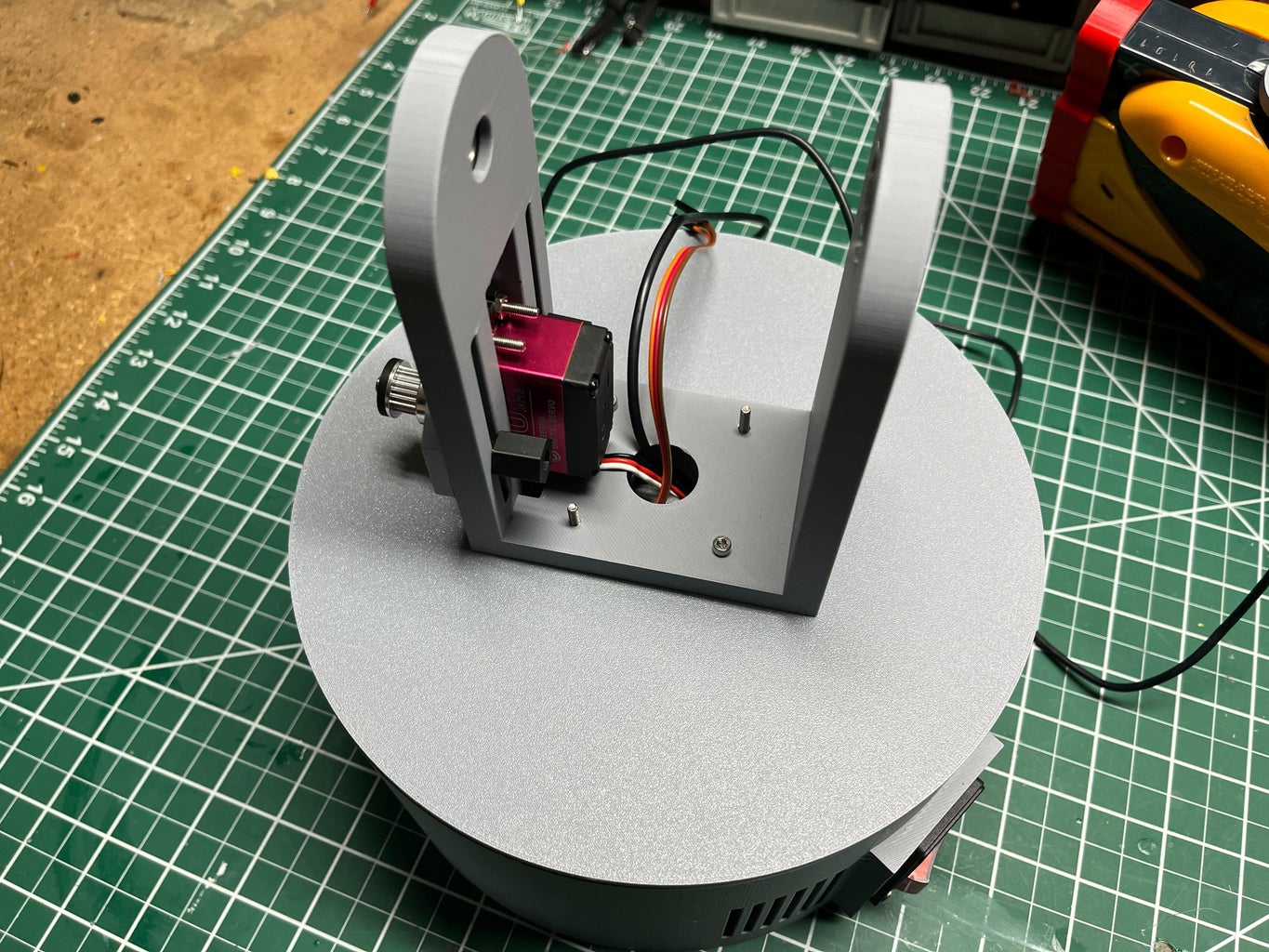 Attach Y-Axis Assembly and Lid to X-Axis Servo Bolts