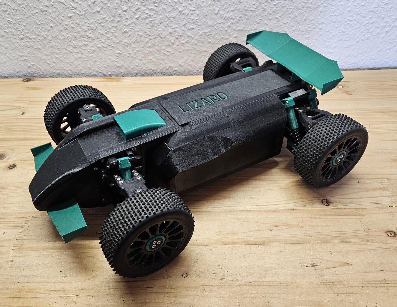 Lizard: 3D Printed RC Race Car