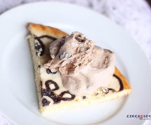 Povidla Ice-Cream in Ice-Cream Maker