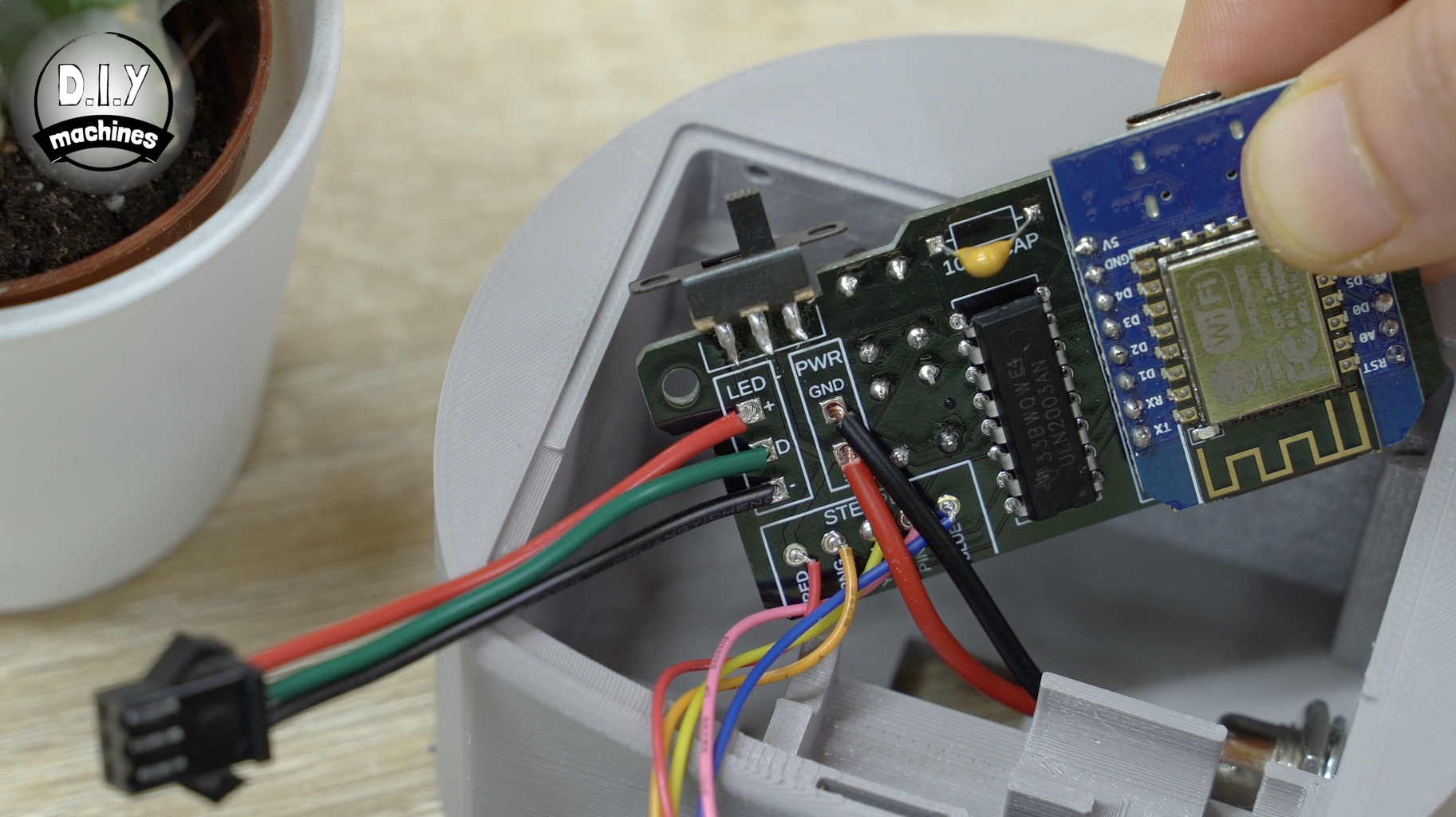 Electronics - Soldering Stepper Motor and Dc Barrel